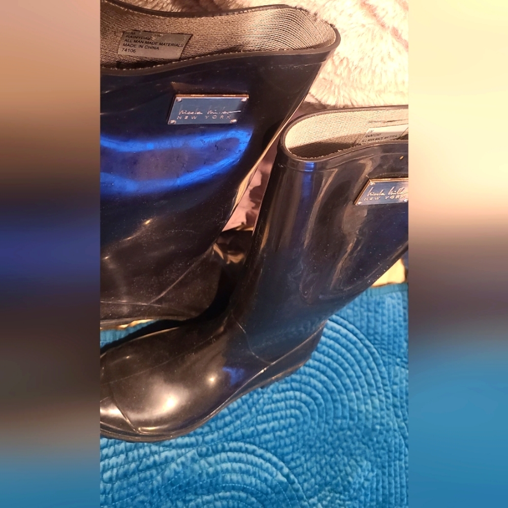 Nicole Miller rain boots